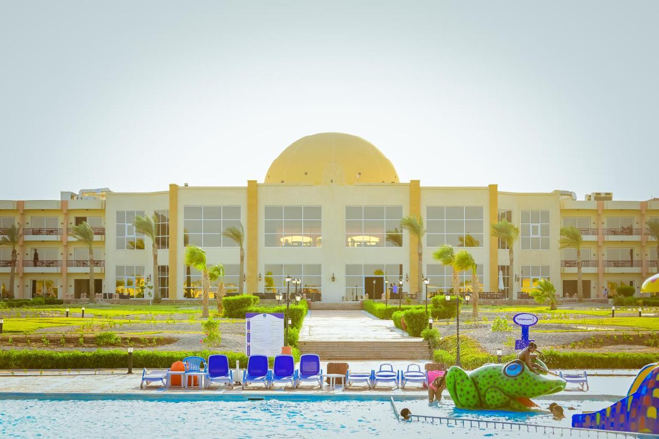 Amarina Queen Resort & Aqua Park Marsa Alem Dış mekan fotoğraf