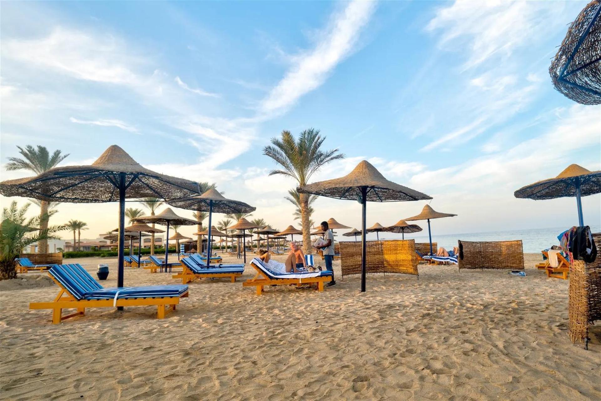 Amarina Queen Resort & Aqua Park Marsa Alem Dış mekan fotoğraf