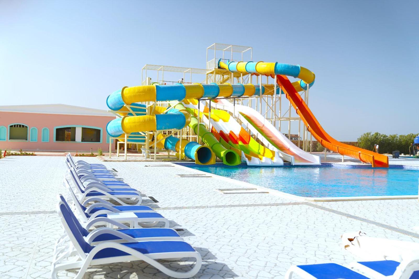 Amarina Queen Resort & Aqua Park Marsa Alem Dış mekan fotoğraf